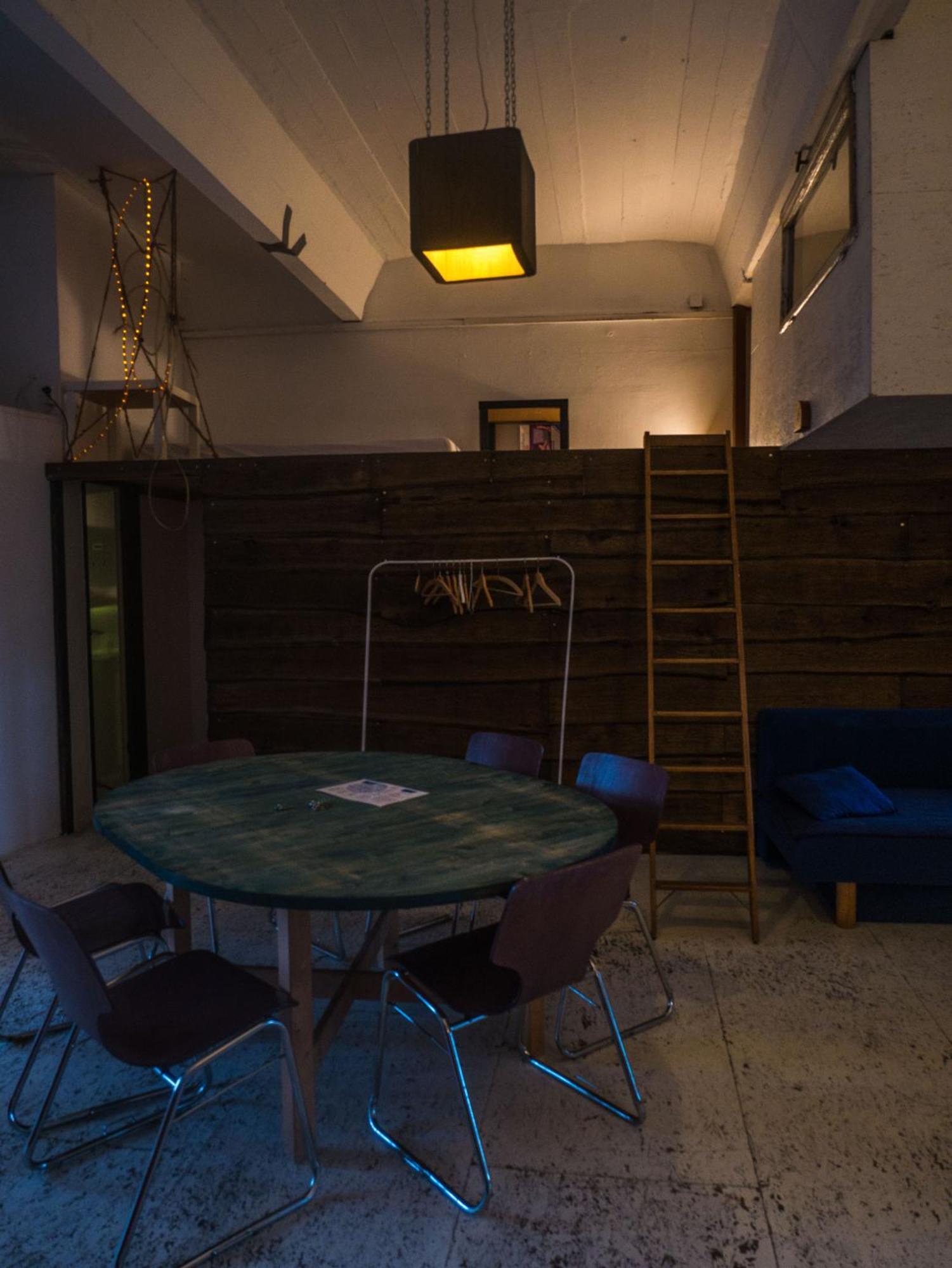 Einzigartiges 140Qm Loft - Party Ist Erlaubt! Lägenhet Berlin Exteriör bild